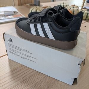 Adidas VL Court Black and White Sneakers